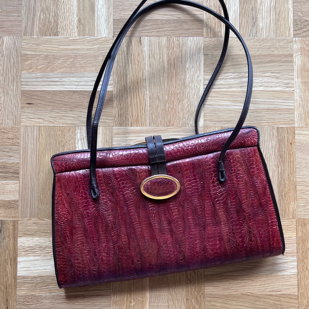 Vintage leather handbag